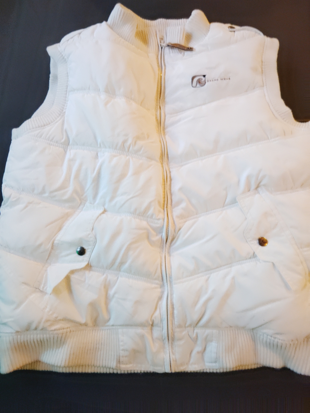 Tag White Puffer Vest
